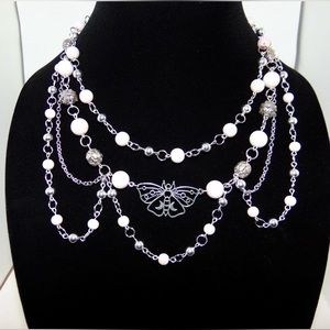 Handmade necklace 🩷